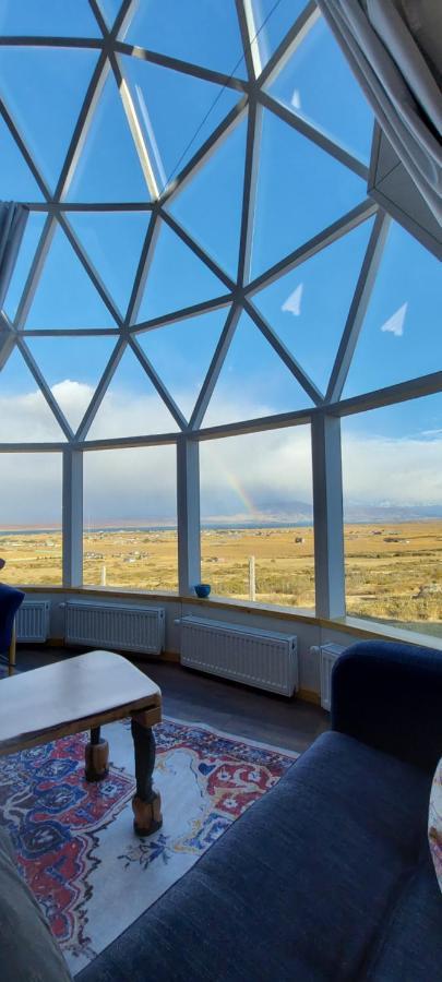Dome With Stunning Glacier & Mountain Views Puerto Natales Esterno foto