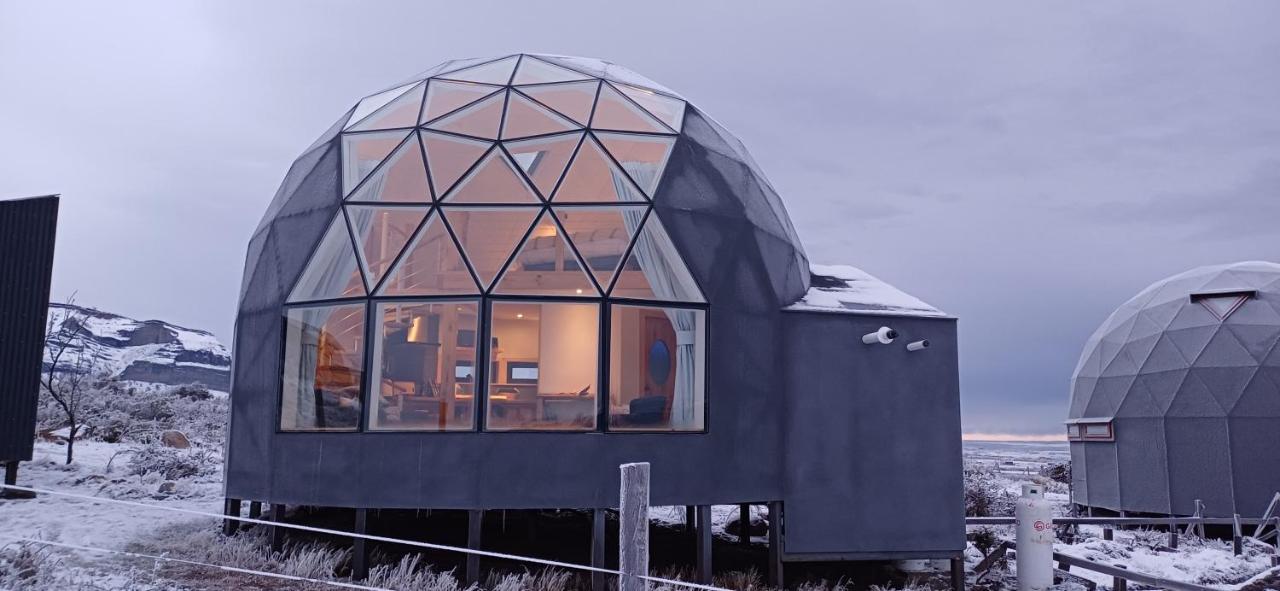 Dome With Stunning Glacier & Mountain Views Puerto Natales Esterno foto